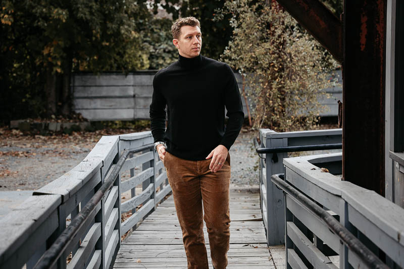 The Essential Guide to Men's Smart Casual: 2024 Dress Code